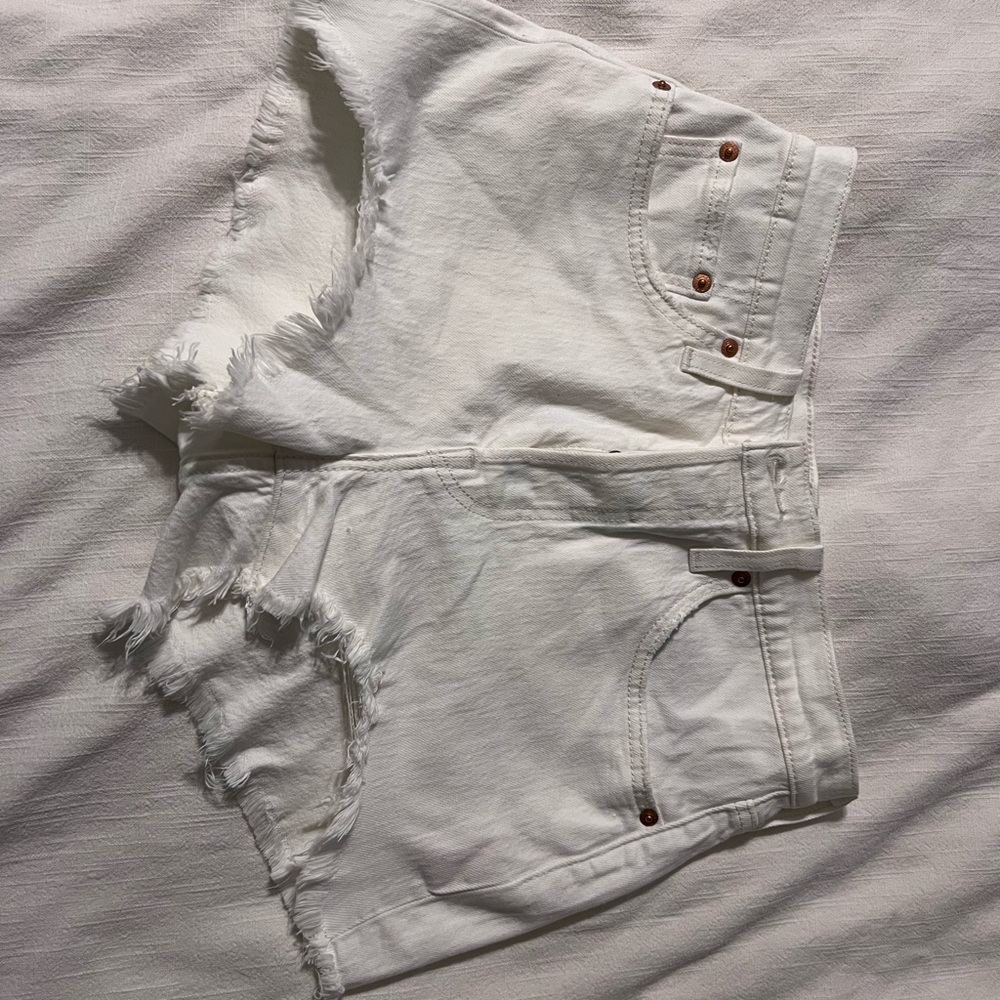 Levi’s 501 size 27